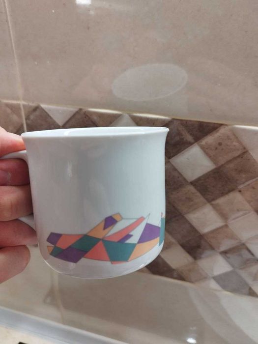 Порцеланови и стъклени сервизи за течности