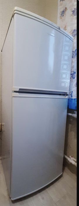 Продам холодильник бирюса
