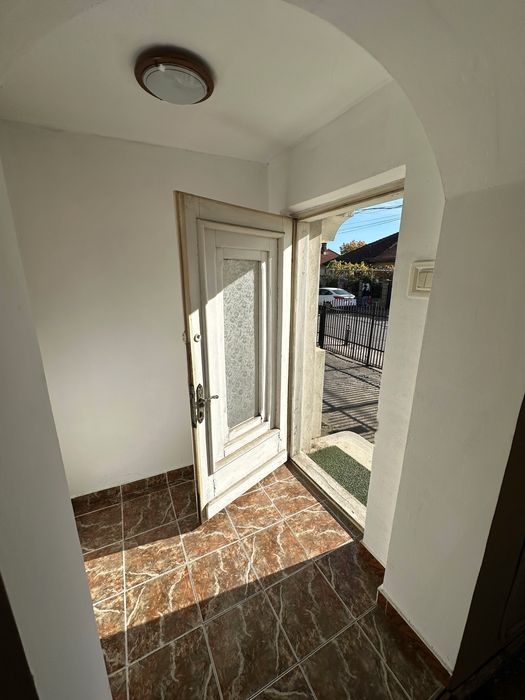 Casă și teren în Târgu Jiu, zonă centrală ( Str. Progresului nr.22