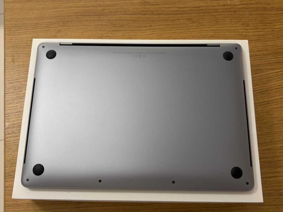 MacBook Pro 13 2018 CTO i7/16GB/512GB, 4x TB3, ca nou