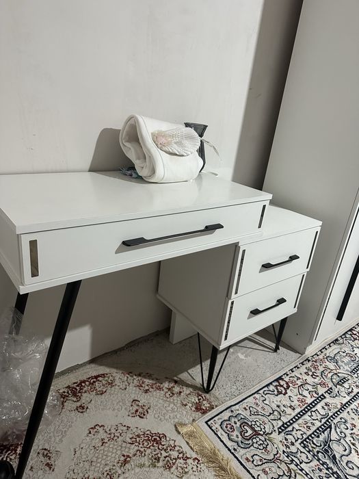 Спальный гарнитур идеальном состоянии