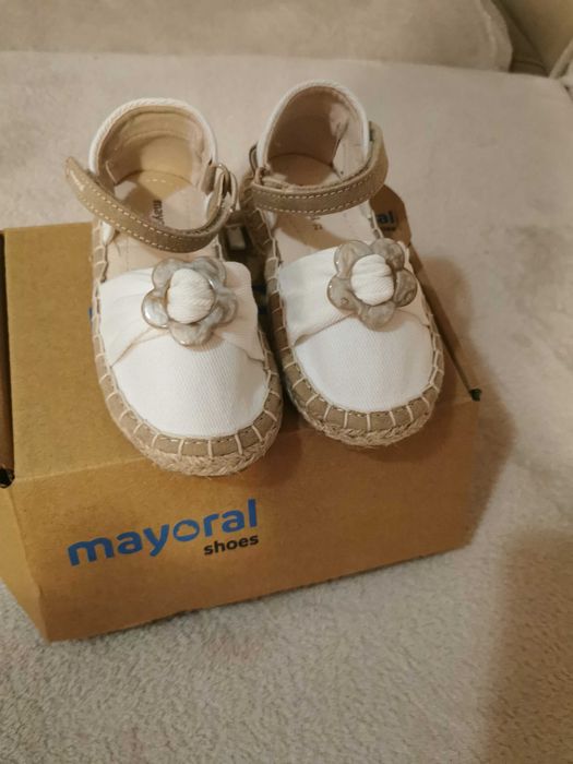 Детски сандалети на Mayoral 22момер