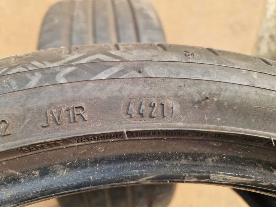 2 Dunlop R19 255/35 Летни гуми  DOT4421