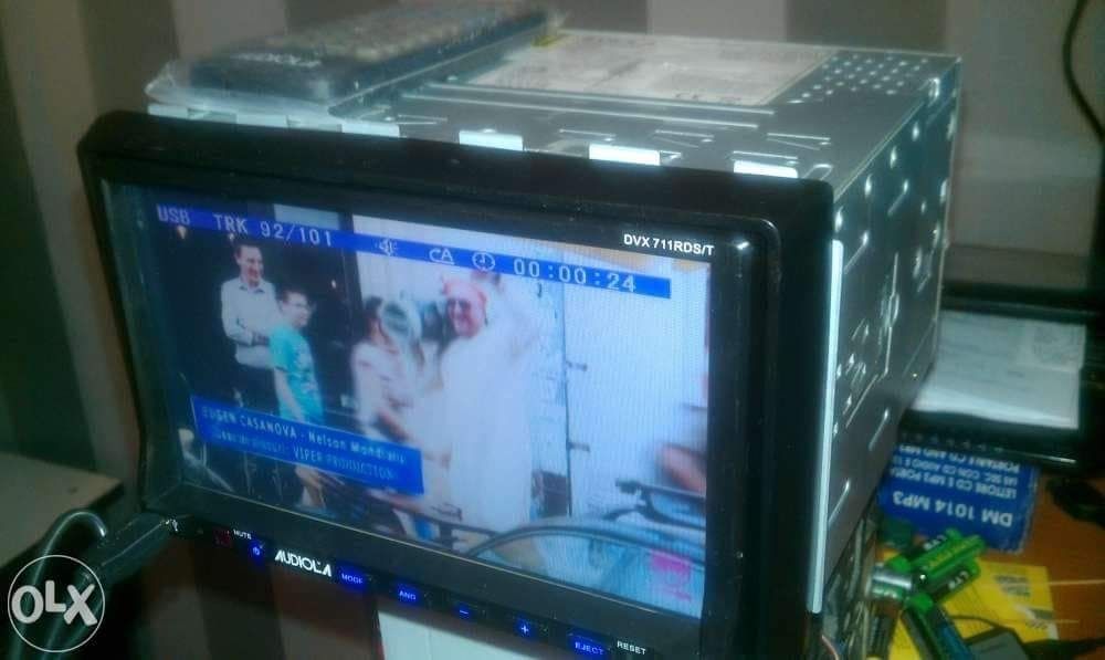 dvd auto 2din cu telecomanda,sina fixare,ramaornamentala,garantie3luni