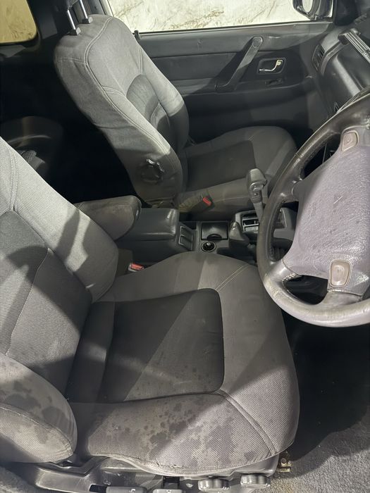 mitsubishi pajero 2 2,5об продам срочно