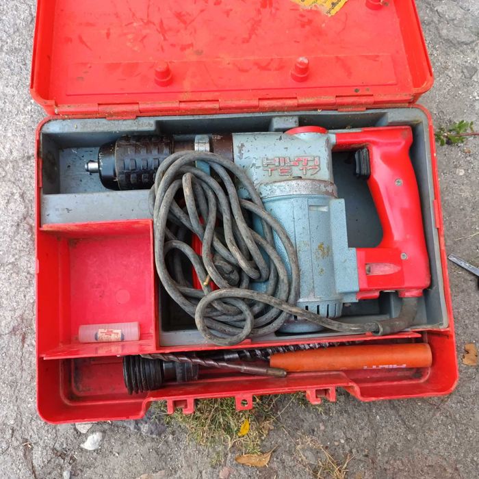 Продавам перфоратор хилти гр. Пазарджик Запад • OLX.bg