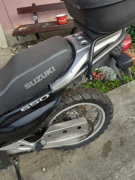 Motocicleta Suzuki Freewind 650