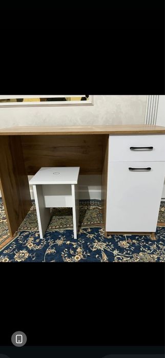 Стол сатылады новый