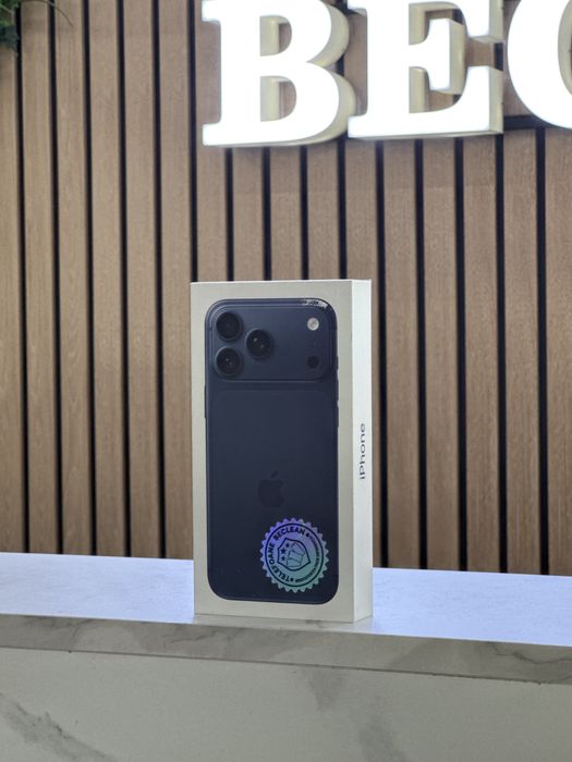 iPhone 17 Pro Max / 256GB / Deep Blue / Sigilat