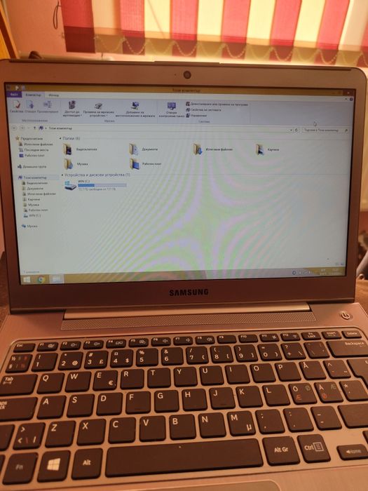 Лаптоп Samsung  в добро състояние