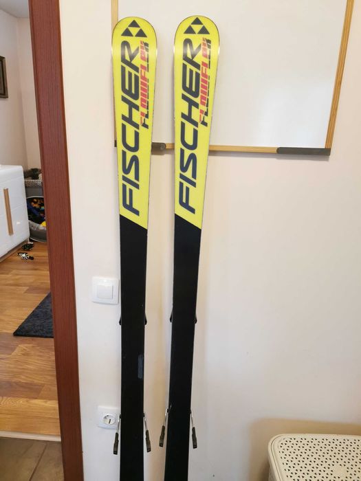 FISCHER RC4 Карвинг Ски 175см. Worldcup Aircarbon Titanium
