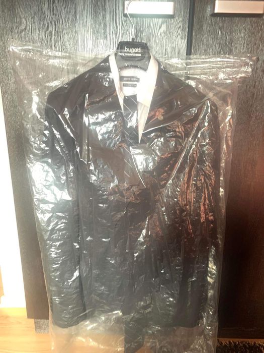 Мъжки костюм -размер S/M