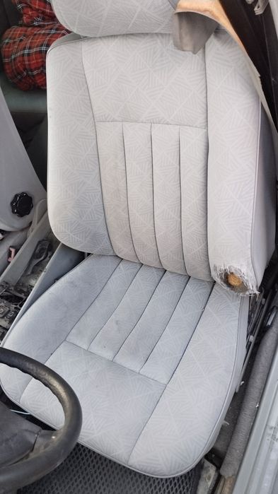 Салон на Mercedes Benz w124