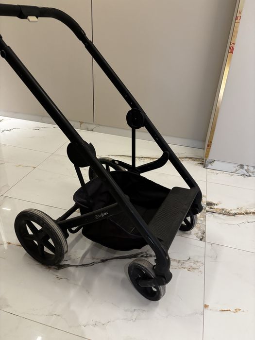 Шасси для коляски Cybex