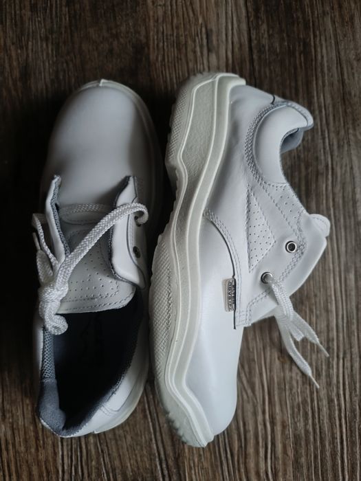 Защитни обувки, работни обувки