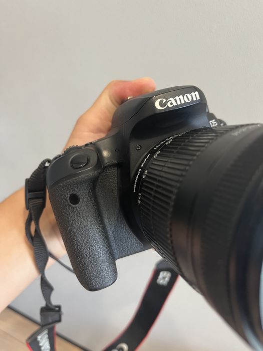Canon 77d продам