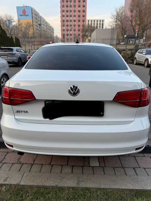 Продаю машину Volswageb Jetta 2018