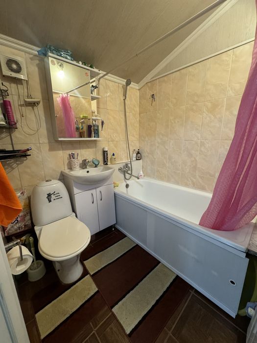 Продам часть дома.