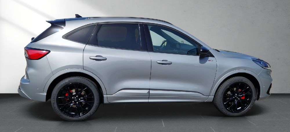 Ford Kuga ST line 2.5Duratec Plug in Hybrid 2024г.На части