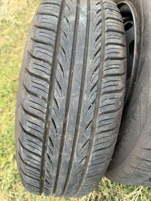 Почти новые балоны с дисками R14