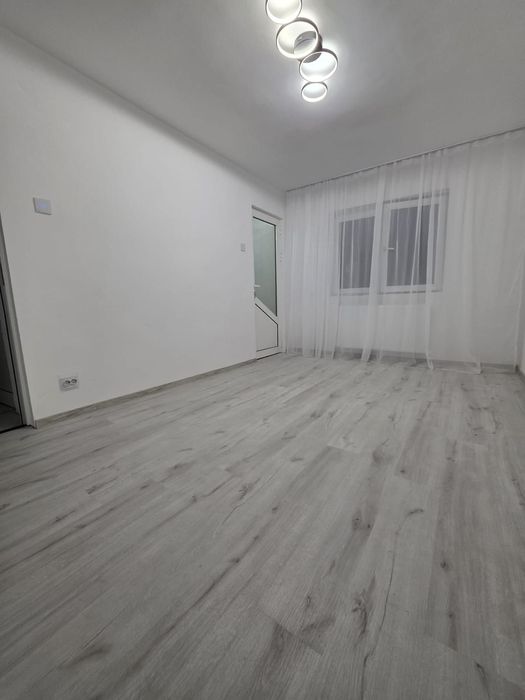 Apartament  Moreni