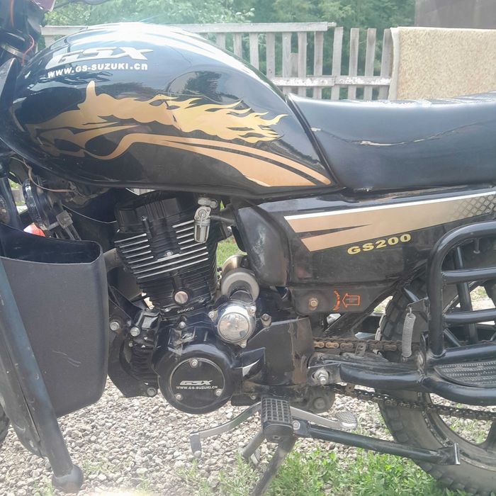 Мотоцикл GSX 200