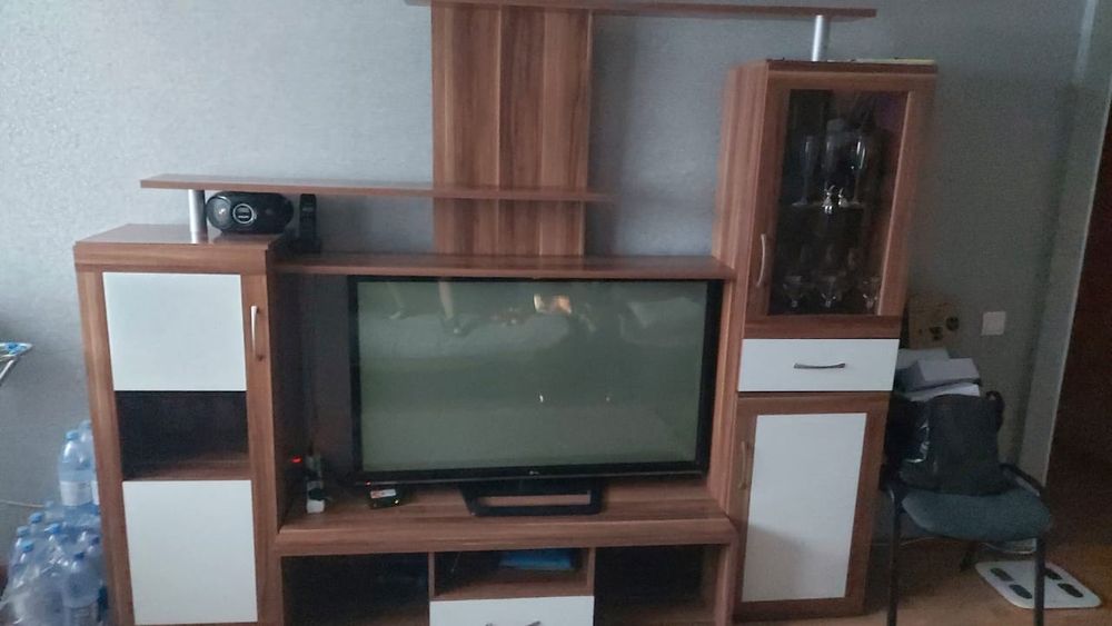 Мебель для гостиной, стенка