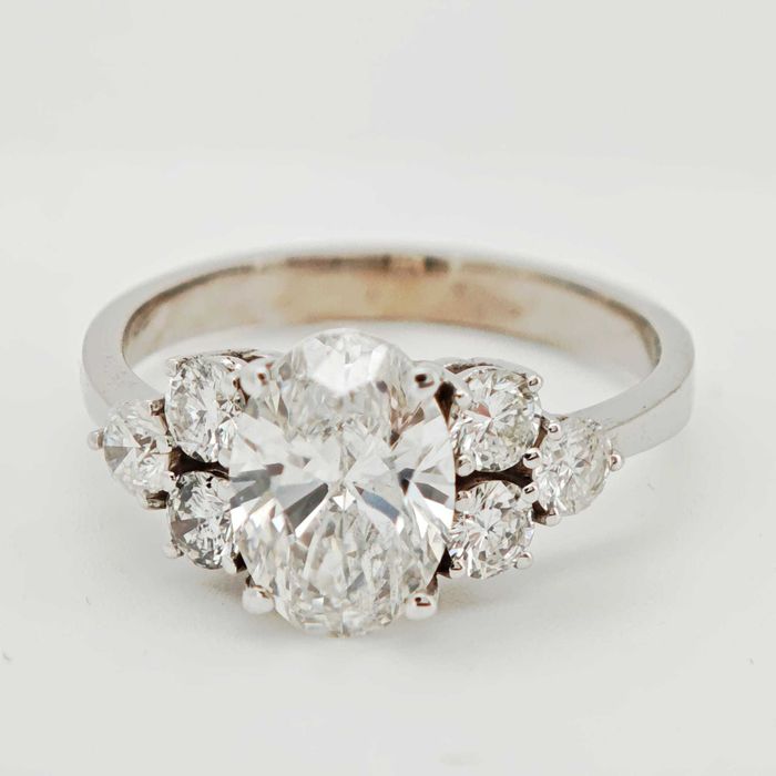 Inel 18k cu diamante naturale si lab grown 2.16ct Ocazie!