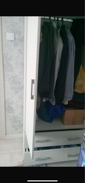 шкаф,новый , в отличном состояний