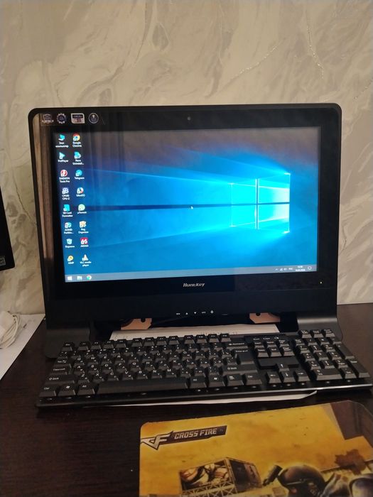 Продаётся моноблок Hunt Key.