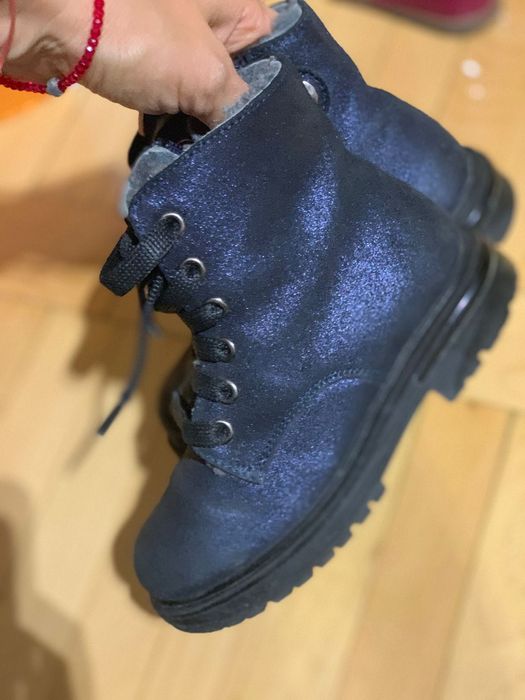 Пакет обуви на девочку 24-25 размер