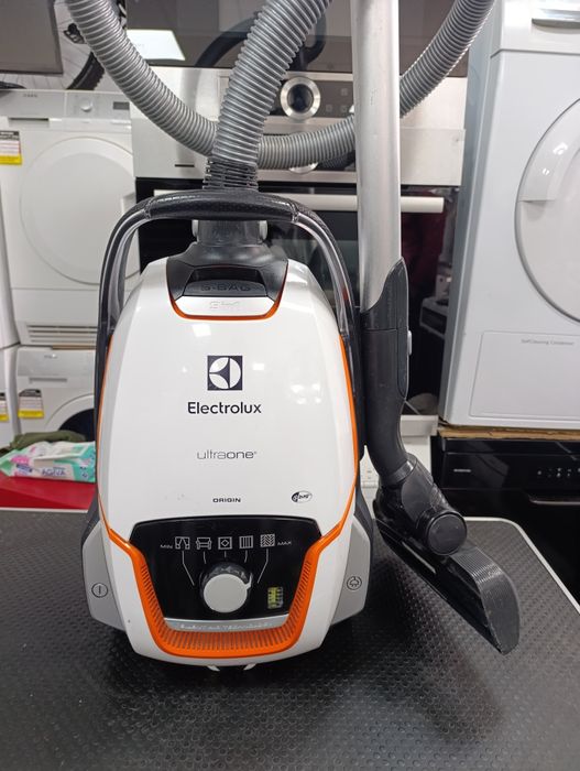 Прахосмукачка Electrolux ultraone