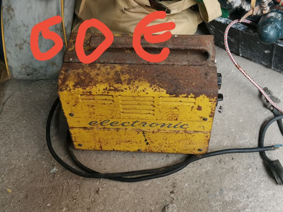 Компресор и други неща от гаража