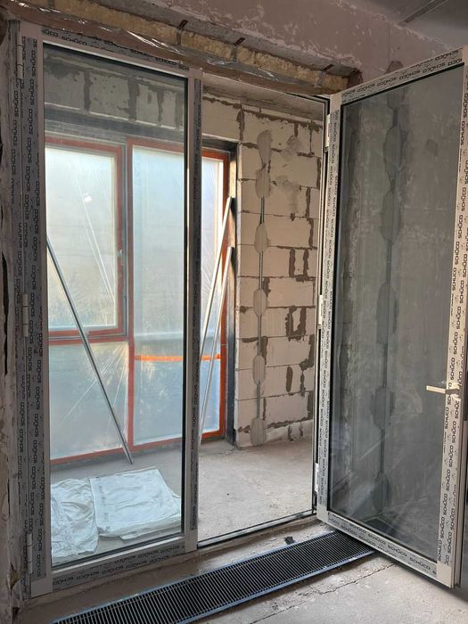 Продаются алюминиевые оконные блоки Schüco (2 шт.)