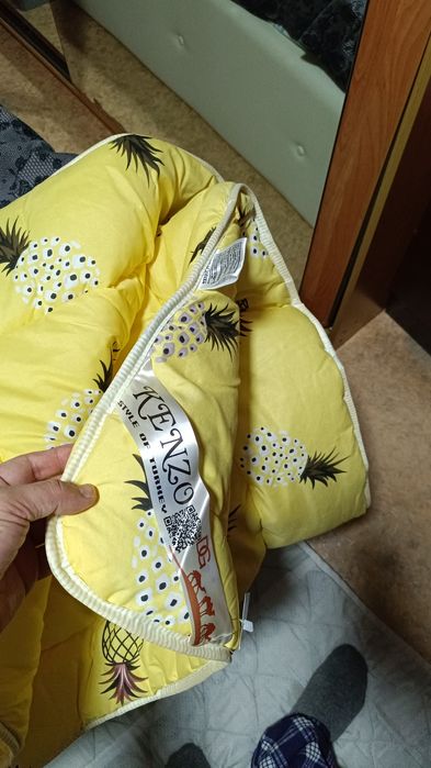 Продается  постельное белье комплект KENZO