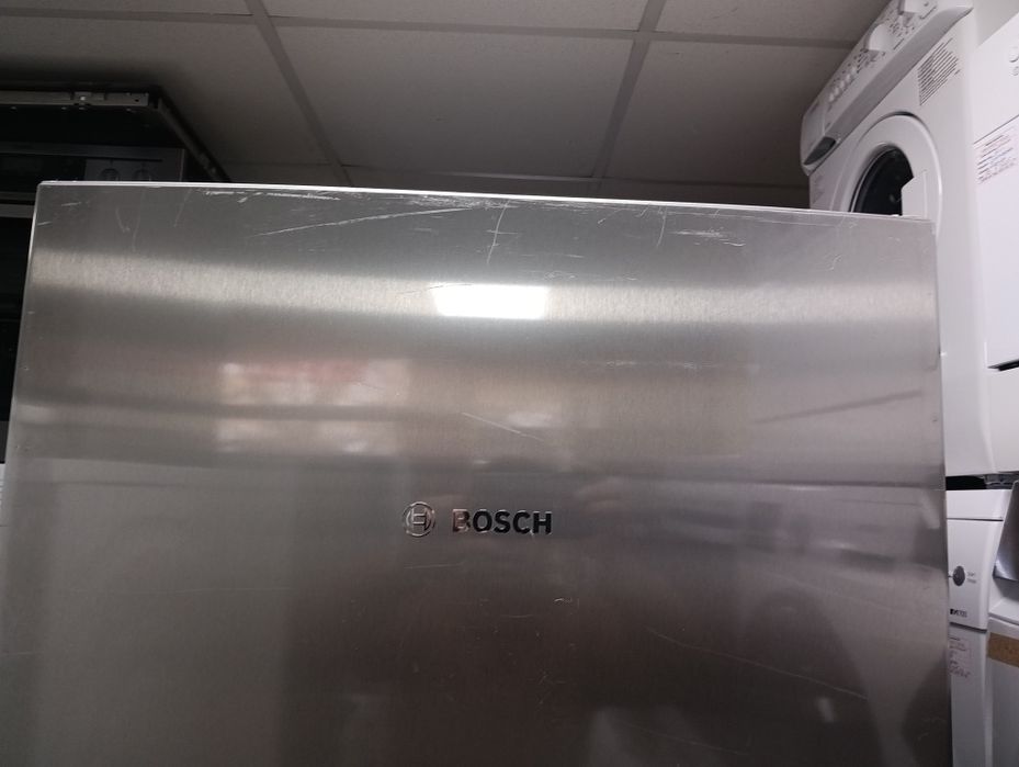 Иноксов комбиниран хладилник с фризер Бош Bosch A++ 2 години гаранция