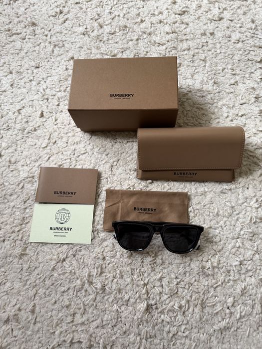 Vand ochelari de soare unisex originali Burberry