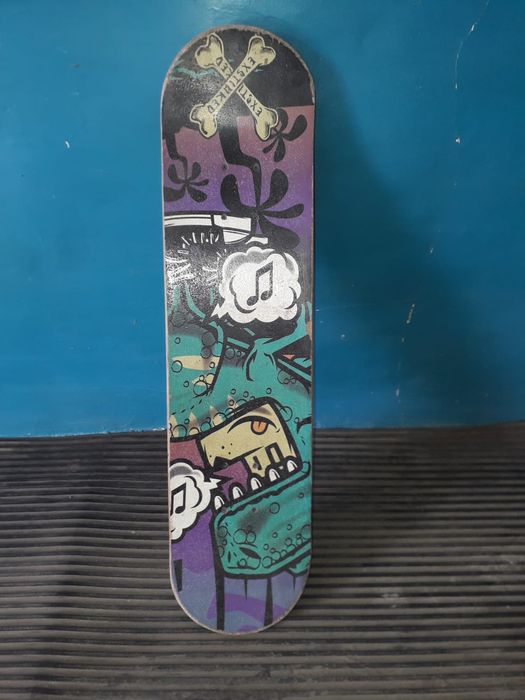 Продам скейт б/у