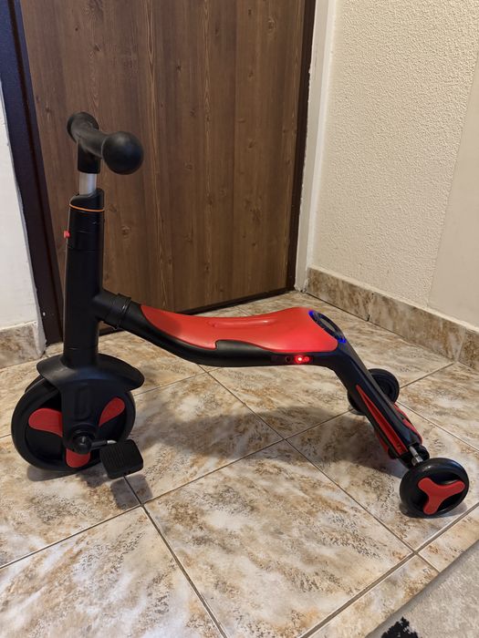 Trotineta Axel, 3 in 1, Negru/Rosu, transformabila in tricicleta si balance bike