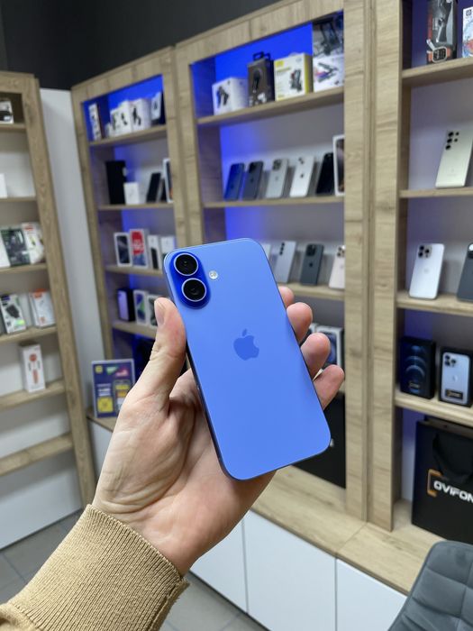 Apple iPhone 16, Bluemarin, 128 GB, Excelent