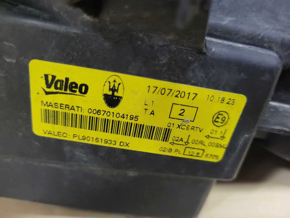 Десен фар Maserati Quattroporte desen far мазерати куатропорте