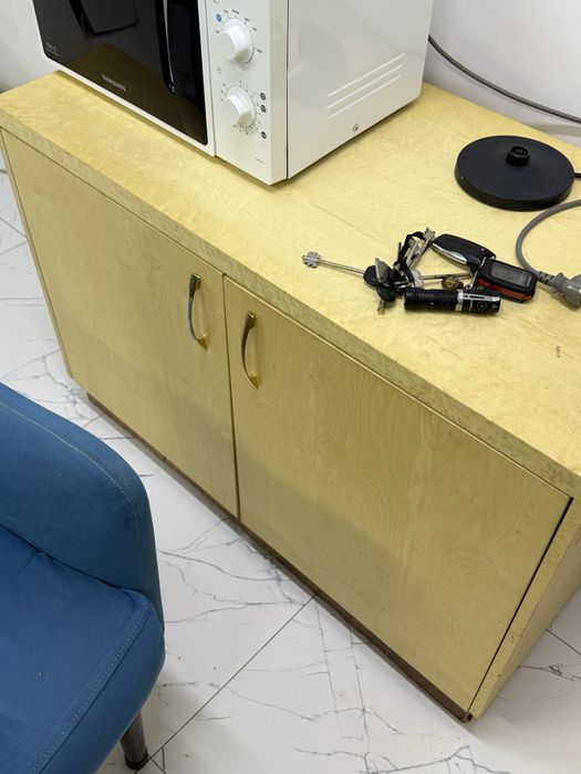 Тумбочка, шкафчик не дорого продам