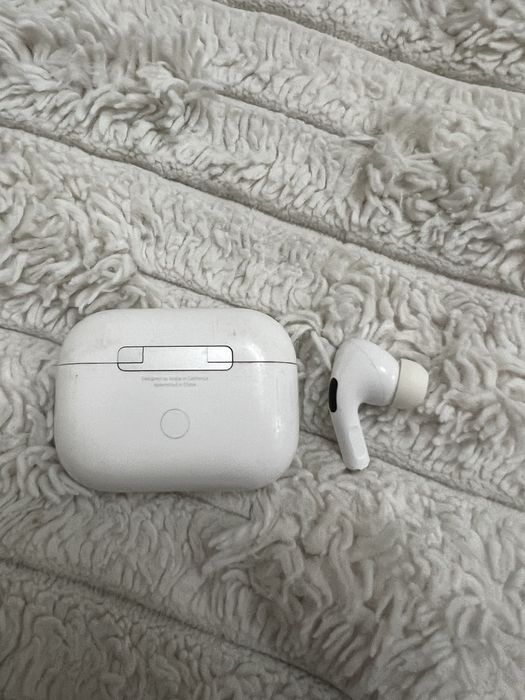 Продам кейс от AirPods Pro 2 (USB-C)