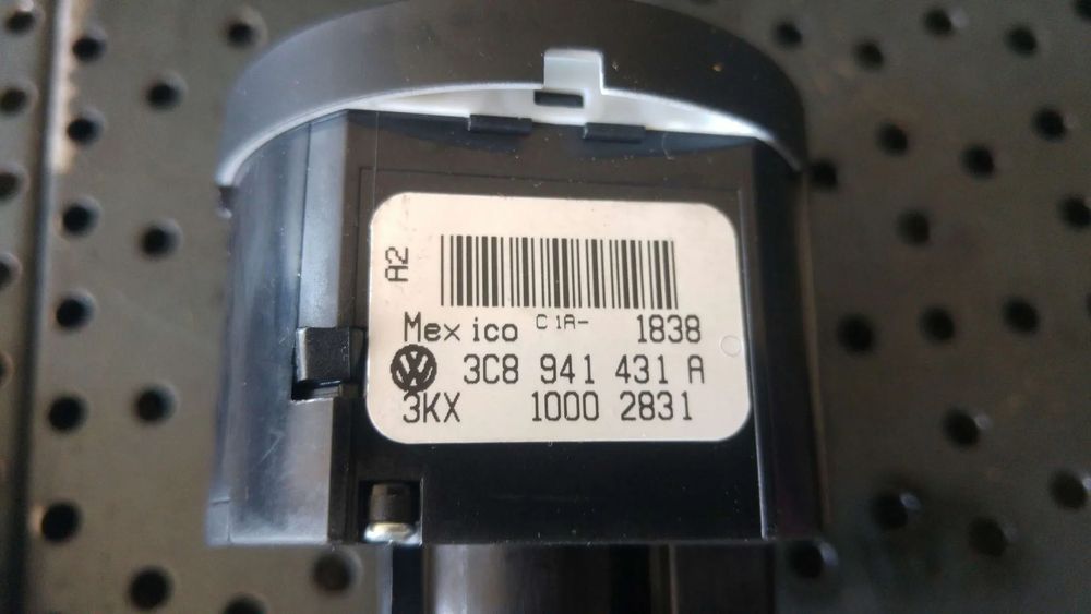 Bloc lumini vw passat cc 3c8941431a