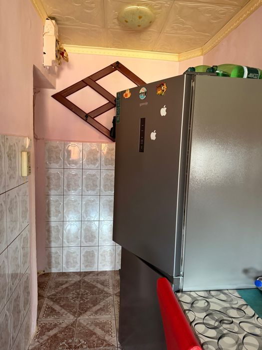 Vand apartament 2 camere etajul IV Cugir