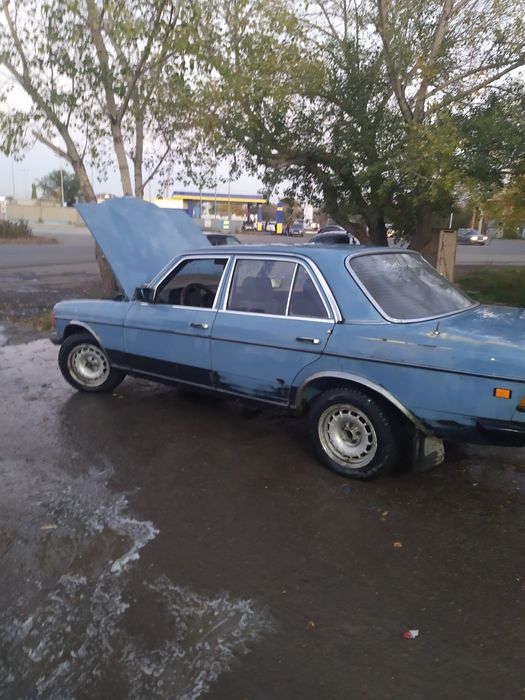 Продам мерс Daimler bens