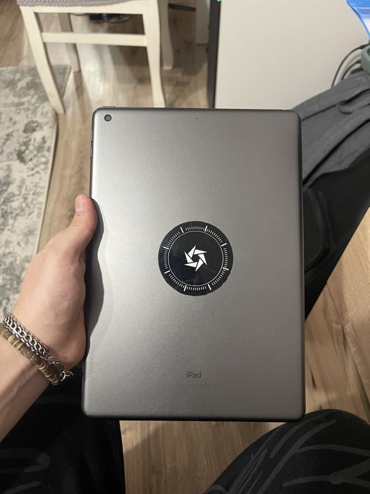 Ipad 9 2021года 64gb