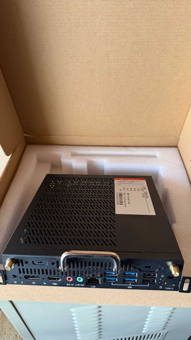 OPS-C компьютер для интерактивных панелей