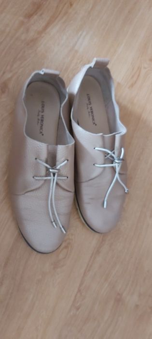 Продам     женскую      обувь