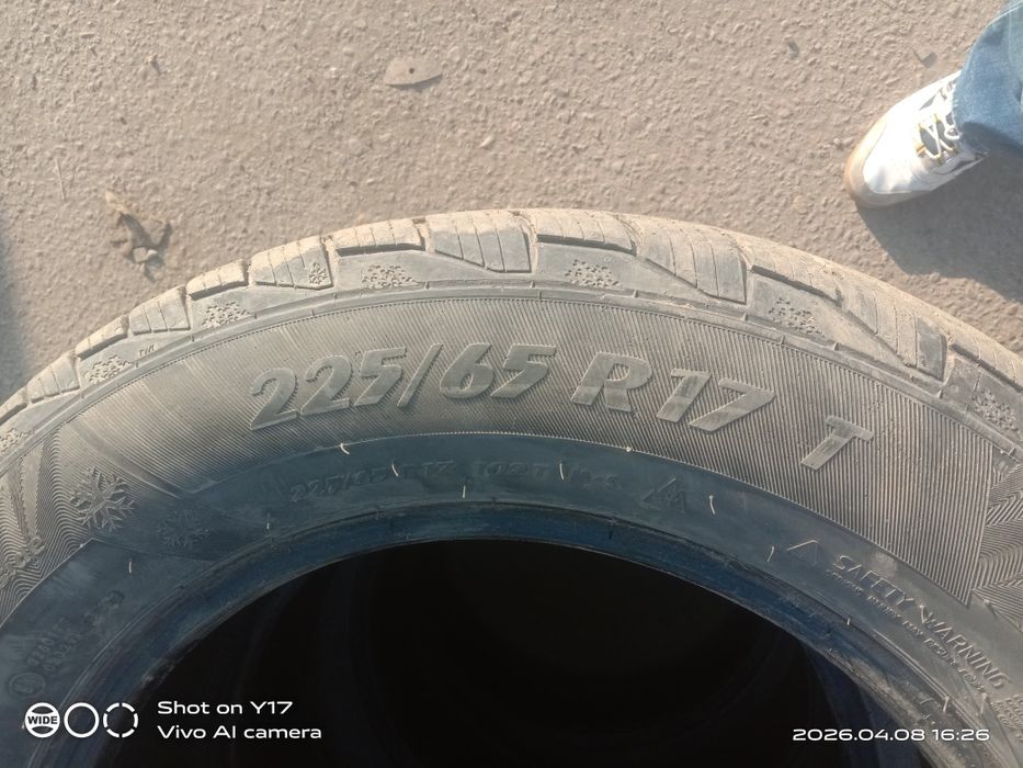 Продам шины липучка